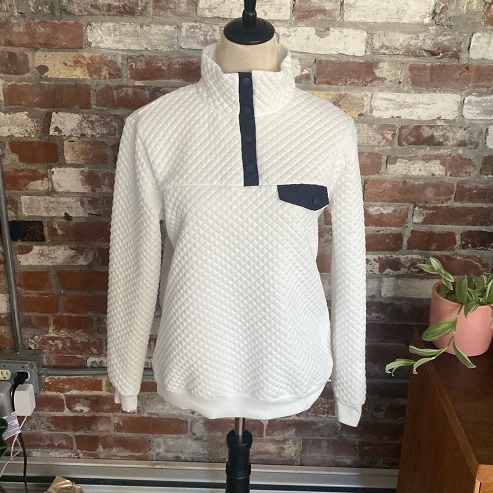 Chic Style White Quilted High Button Neck Long Sleeve Sweater Size S